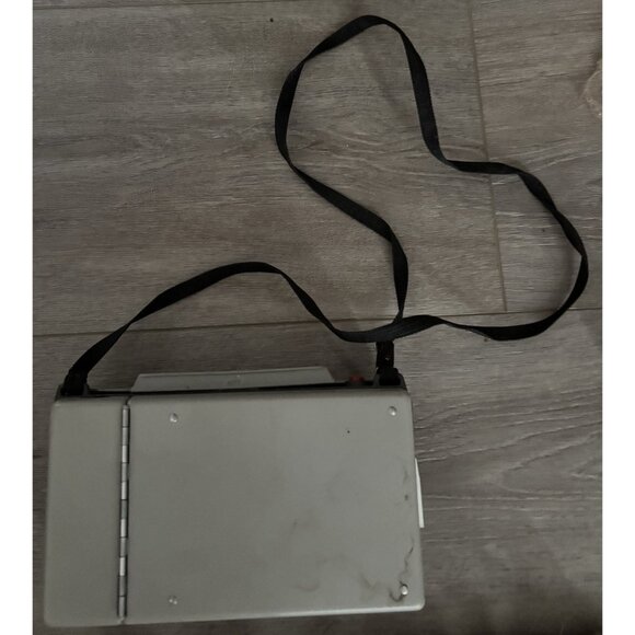 Vintage POLAROID Land Camera Automatic 230 Camera w/Strap Original Box UNTESTED - Picture 7 of 11